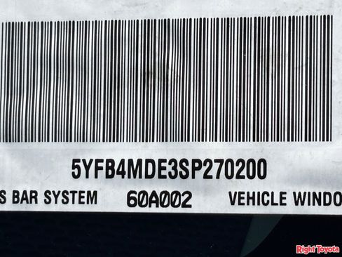 Certified 2025 Toyota Corolla LE FWD image 32