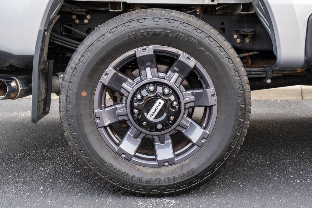 Used 2024 Ford F350 Lariat w/ Sport Appearance Package AWD/4WD image 30