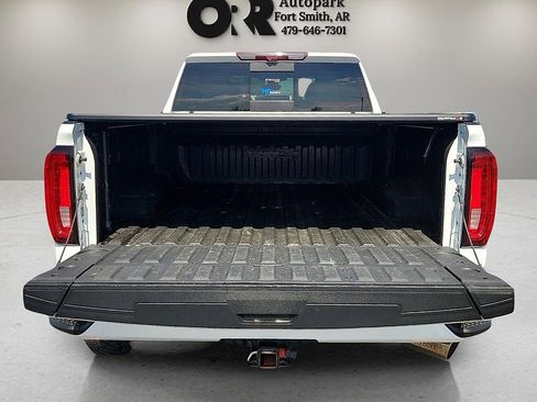 Used 2022 GMC Sierra 2500 AT4 w/ AT4 Premium Plus Package image 8