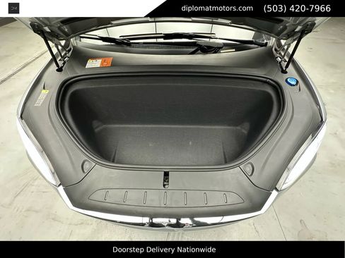 Used 2017 Tesla Model X 75D image 45