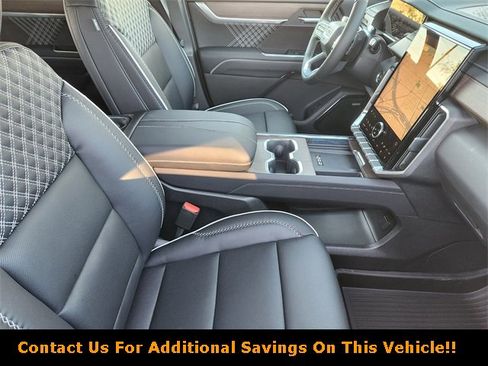 New 2026 GMC Acadia Denali w/ Super Cruise Package image 10