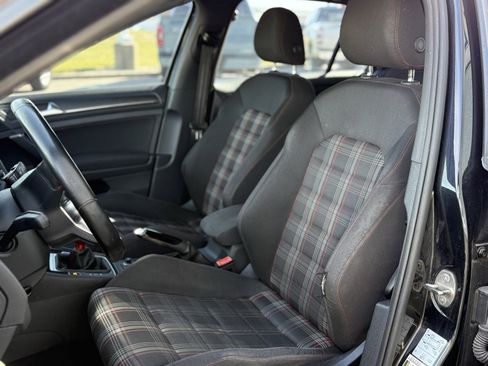 Used 2020 Volkswagen GTI S image 8