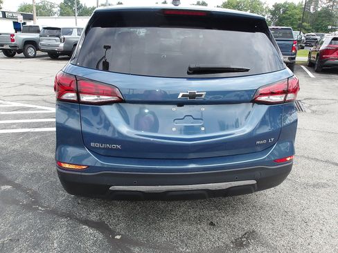 Used 2024 Chevrolet Equinox LT w/ LPO, Floor Liner Package AWD/4WD image 6
