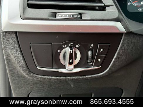 Used 2024 BMW X3 M40i w/ Premium Package image 27
