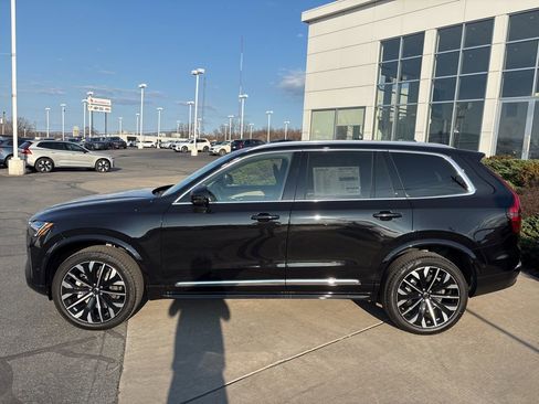 New 2026 Volvo XC90 B6 Plus w/ Protection Package Premier AWD/4WD image 11