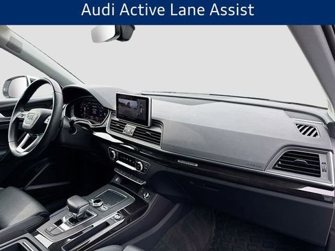 Used 2018 Audi Q5 Prestige w/ Prestige Package image 32