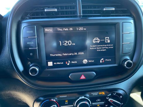 Used 2025 Kia Soul LX w/ LX Technology Package image 20