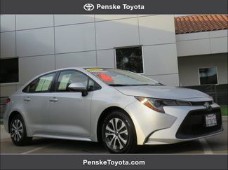 Certified 2022 Toyota Corolla LE image 1