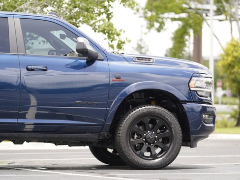 Used 2022 RAM 2500 Laramie AWD/4WD image 6