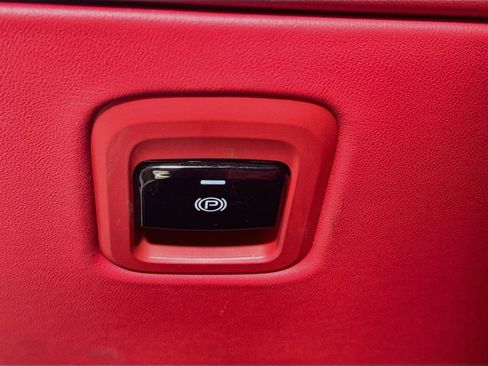Used 2024 Maserati GranTurismo Trofeo AWD/4WD image 10