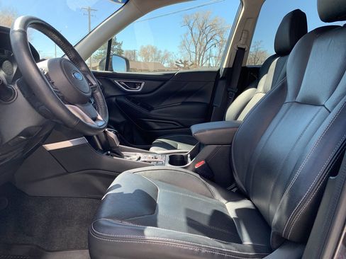 Used 2019 Subaru Forester Limited w/ Popular Package #3 image 7