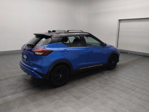 Used 2021 Nissan Kicks SR image 10
