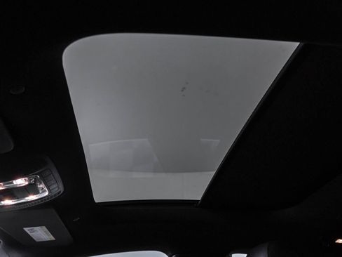 Used 2025 Mercedes-Benz CLA 250 4MATIC image 31
