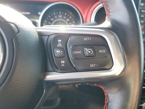 Used 2021 Jeep Wrangler Unlimited Rubicon w/ Xtreme Recon 35" Tire Package image 15