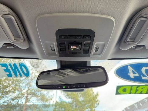 Used 2024 Toyota Camry XLE image 30