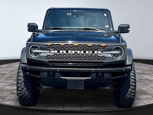 Used 2022 Ford Bronco Badlands AWD/4WD image 2