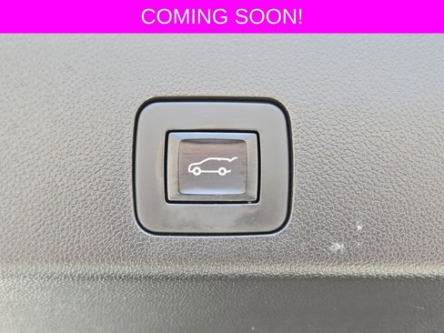 Used 2022 Buick Encore GX Select image 12
