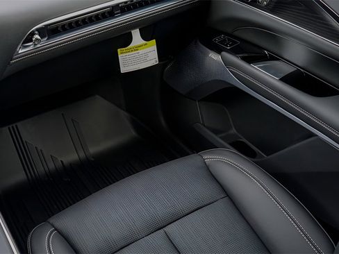 New 2026 Cadillac Lyriq Premium Luxury image 26