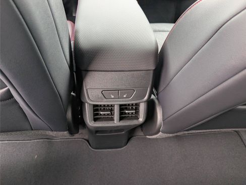 New 2026 Chevrolet Equinox RS w/ Convenience Package III AWD/4WD image 15