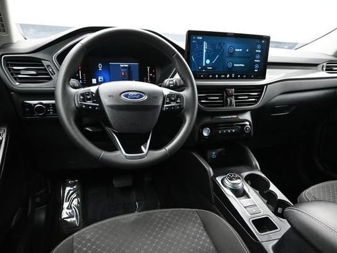 Used 2023 Ford Escape Active w/ Tech Pack #1 FWD image 17
