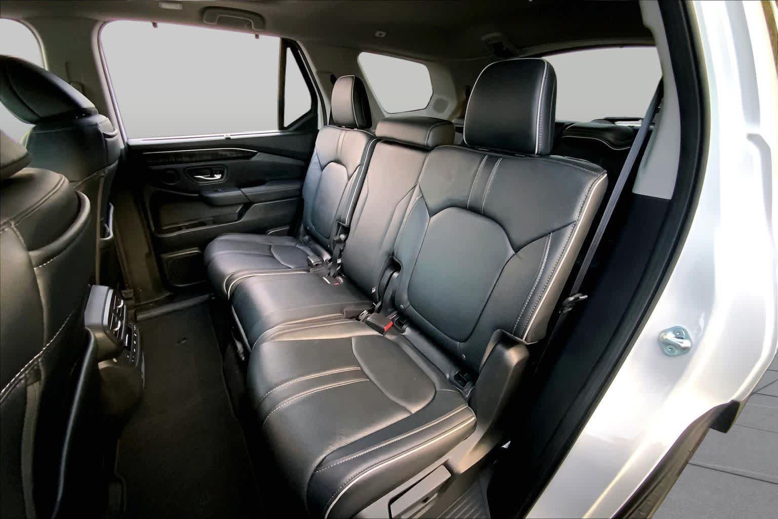 Used 2023 Honda Pilot Elite image 21