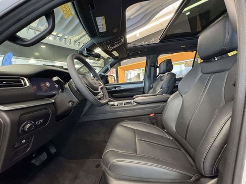 New 2026 Jeep Grand Wagoneer Limited image 14