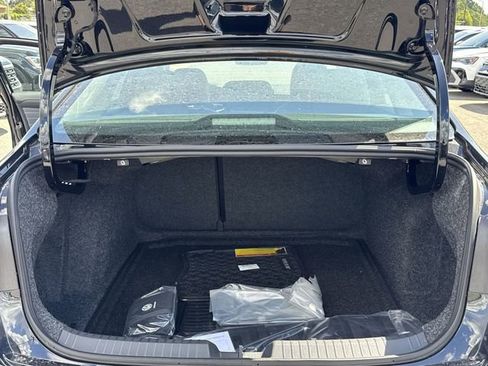 New 2025 Volkswagen Jetta SEL image 10