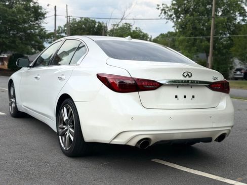 Used 2019 INFINITI Q50 Luxe w/ Essential Package (3.0T Luxe) AWD/4WD image 4