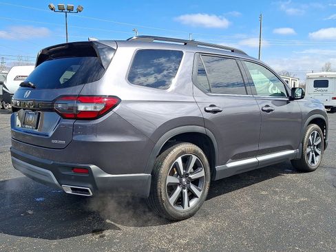 Used 2025 Honda Pilot Touring image 25