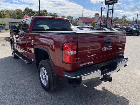 Used 2018 GMC Sierra 2500 SLE w/ HD SLE Preferred Plus Package image 3