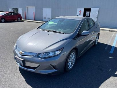 Used 2018 Chevrolet Volt Premier w/ Driver Confidence Package