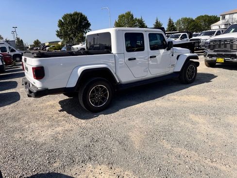Used 2021 Jeep Gladiator Overland w/ Popular Equipment Package AWD/4WD image 3