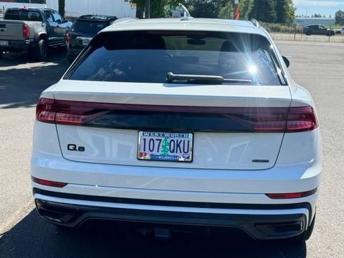 Used 2021 Audi Q8 Prestige w/ Prestige Package AWD/4WD image 6