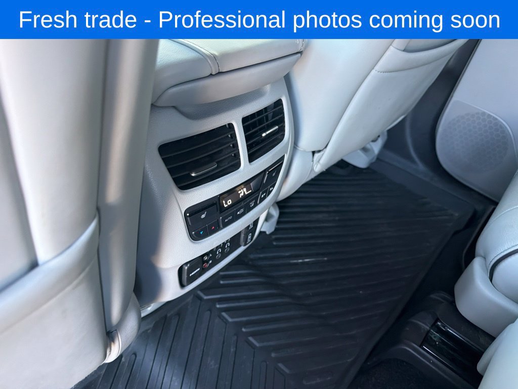 Used 2020 Acura MDX w/ Advance & Entertainment Pkg AWD/4WD image 15