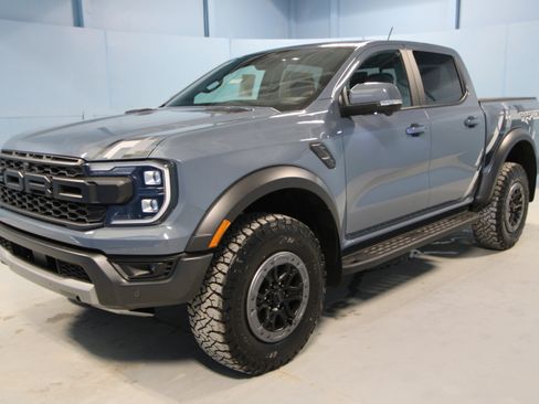 New 2025 Ford Ranger Raptor image 23