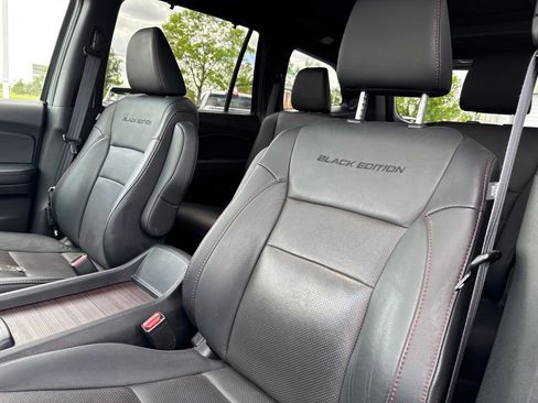 Used 2021 Honda Pilot Black Edition image 16