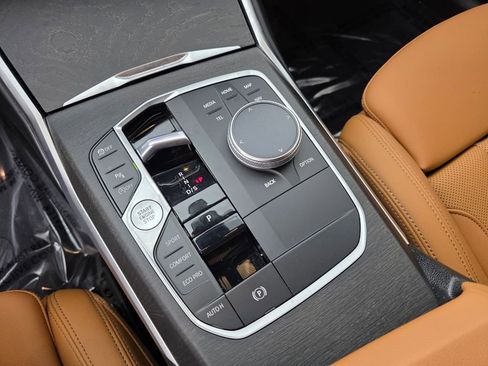 Used 2023 BMW 330i Sedan w/ Driving Assistance Package image 24