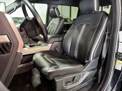 Used 2018 Ford F150 Platinum w/ FX4 Off-Road Package AWD/4WD image 14