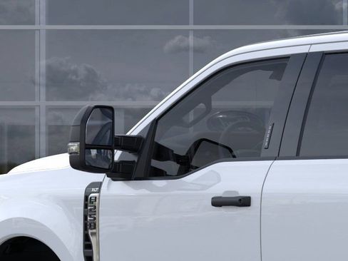 New 2025 Ford F250 XLT image 20