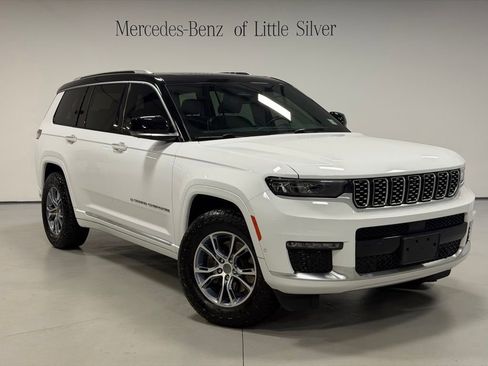 Used 2023 Jeep Grand Cherokee L Summit AWD/4WD image 8