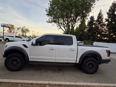 Used 2020 Ford F150 Raptor w/ Equipment Group 802A Luxury image 2