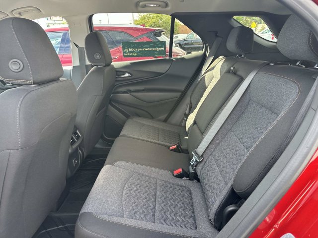 Certified 2024 Chevrolet Equinox LT w/ LPO, Floor Liner Package AWD/4WD image 20