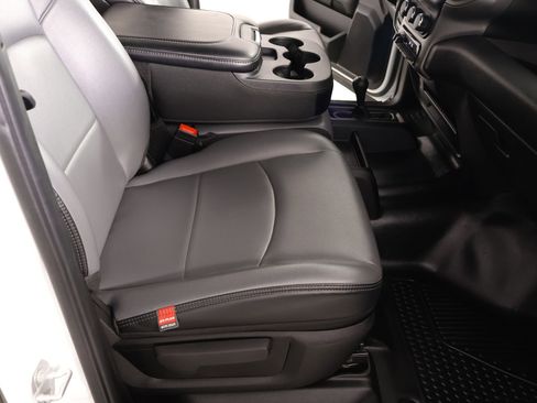 Used 2024 RAM 3500 Tradesman image 12