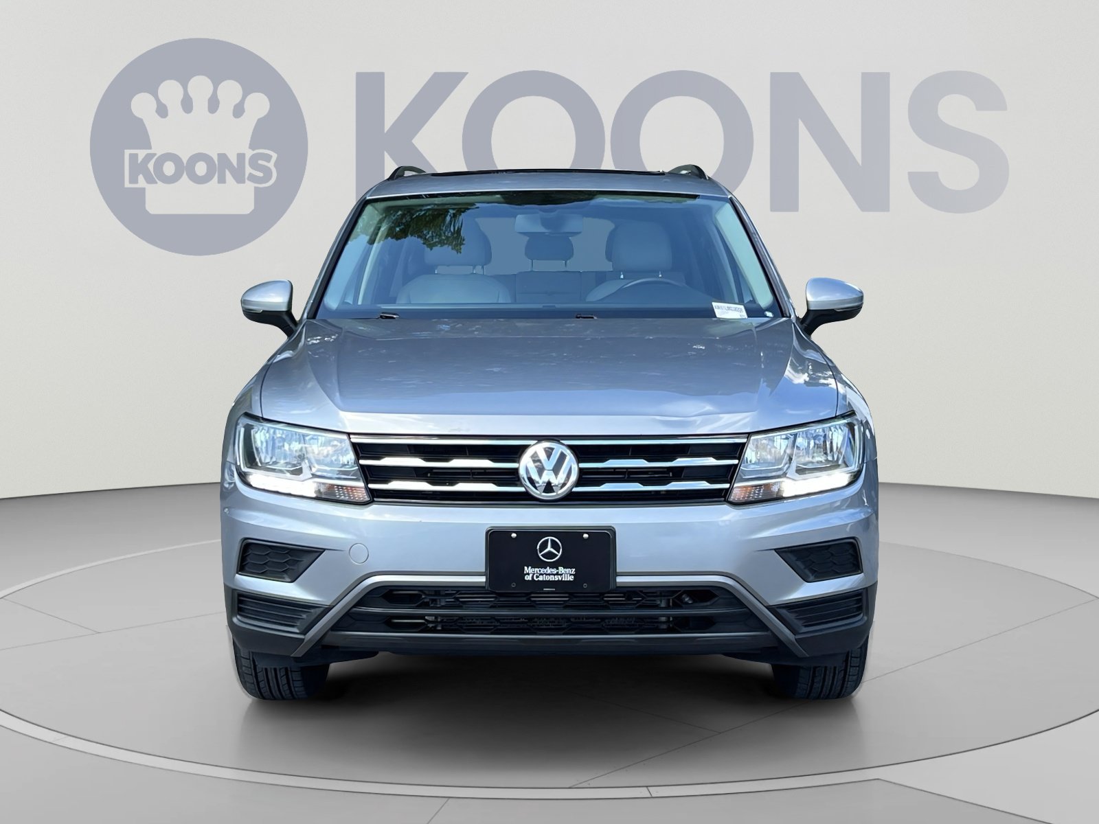 Used 2020 Volkswagen Tiguan SE w/ Panoramic Sunroof Package AWD/4WD image 4