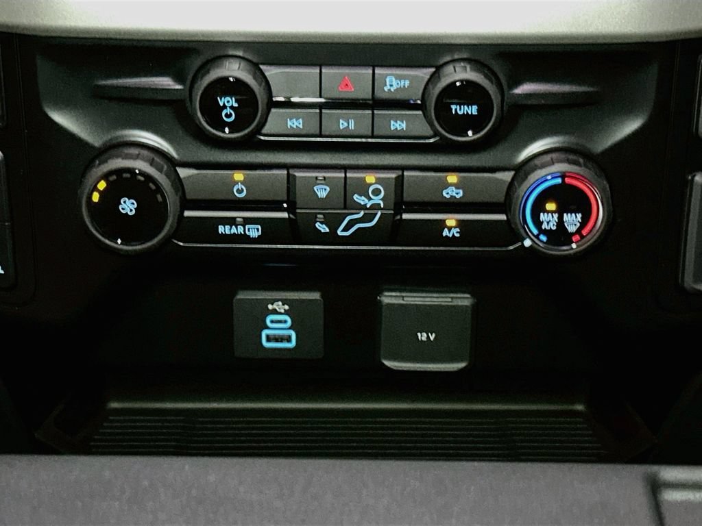 New 2026 Ford F250 XL w/ STX Appearance Package AWD/4WD image 12