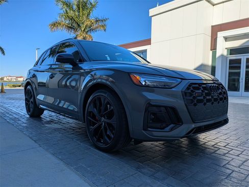 Used 2025 Audi SQ5 Premium Plus image 2