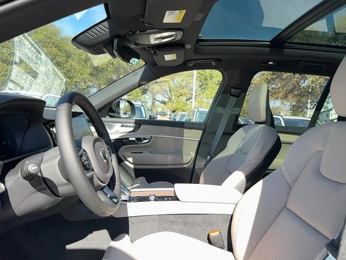 New 2026 Volvo XC90 B5 Ultra AWD/4WD image 12