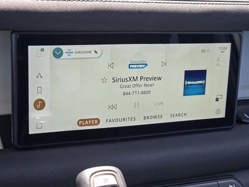 Used 2021 Land Rover Defender 90 First Edition image 16