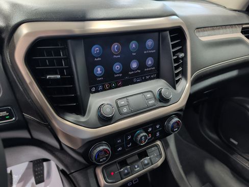 Used 2023 GMC Acadia Denali w/ Denali Ultimate Package AWD/4WD image 11