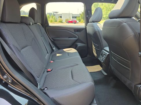 Certified 2025 Subaru Forester Premium AWD/4WD image 26